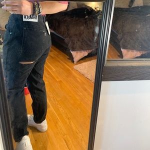 princess polly straight leg jeans, cut on the but